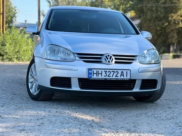 Авто Volkswagen Golf 2005 № 8329493
