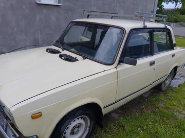 Авто ВАЗ 2107 1990 № 8329545