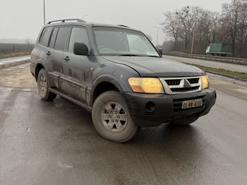 Авто Mitsubishi Pajero 2001 № 8329560
