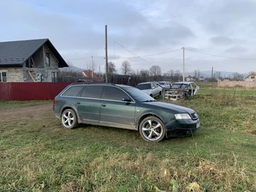 Авто Audi A6 2001 № 8329566