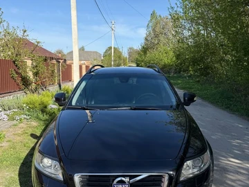 Авто Volvo V50 2011 № 8329650