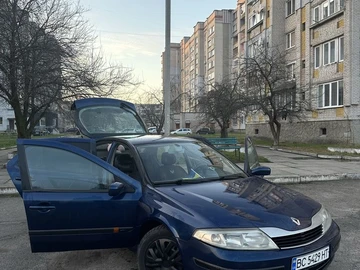 Авто Renault Laguna 2002 № 8329655
