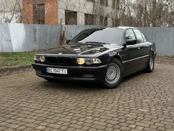 Авто BMW 7 Серия 2001 № 8329685