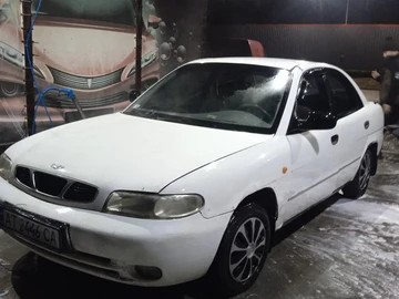 Авто Daewoo Nubira 1999 № 8329742