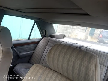 Авто Mercedes 230 1990 № 8329888