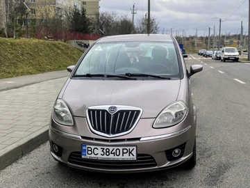 Авто Lancia Musa 2008 № 8329902