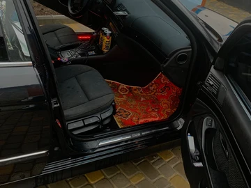 Авто BMW 5 Серия 1999 № 8329967