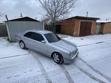 Авто Mercedes E Серия 2001 № 8329980