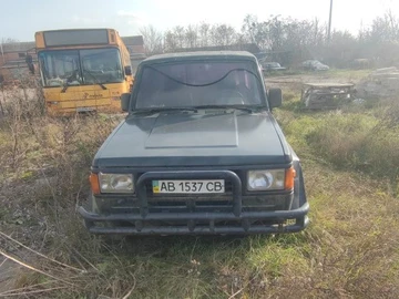 Авто Isuzu Trooper 1990 № 8329982