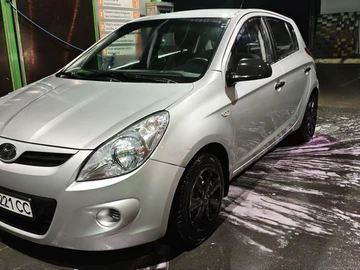 Авто Hyundai I20 2012 № 8329998