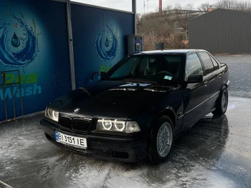 Авто BMW 3 Серия 1992 № 8330002
