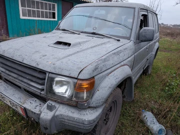 Авто Mitsubishi Pajero 1993 № 8330125