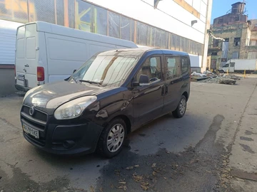 Авто Fiat Doblo 2010 № 8330134