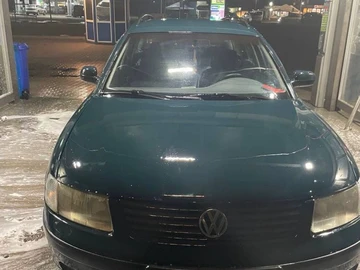 Авто Volkswagen Passat Hatchback 1998 № 8330152