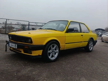 Авто BMW 3 Серия 1990 № 8330214