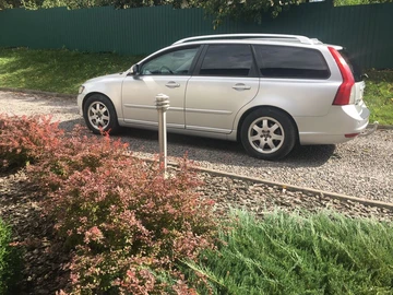 Авто Volvo V50 2010 № 8330235