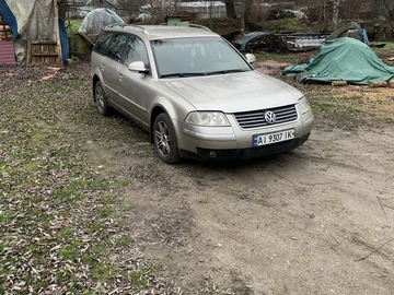 Авто Volkswagen Passat Variant 2005 № 8330283