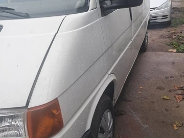 Авто Volkswagen Caravelle 1999 № 8330292