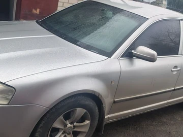 Авто Skoda Superb 2004 № 8330411