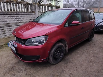 Авто Volkswagen Touran 2014 № 8330475