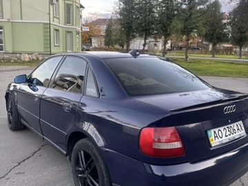 Авто Audi A4 2000 № 8330587