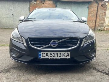 Авто Volvo V60 2012 № 8330650