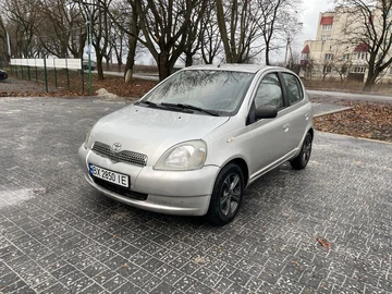 Авто Toyota Yaris 2002 № 8330664