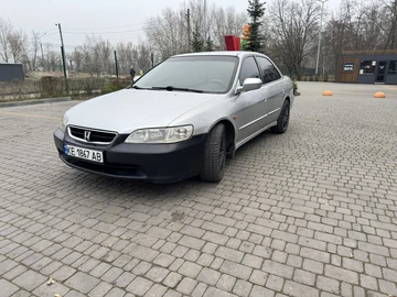 Авто Honda Accord 2000 № 8330680