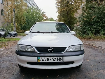 Авто Opel Vectra 1998 № 8330830