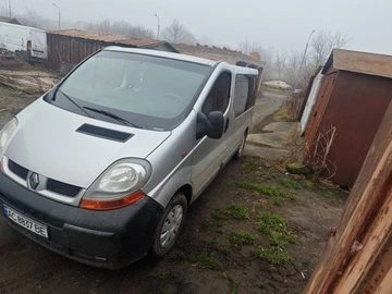 Авто Renault Trafic 2002 № 8331037