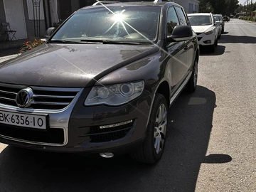 Авто Volkswagen Touareg 2007 № 8331056