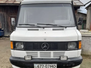 Авто Mercedes Mb 1997 № 8331081