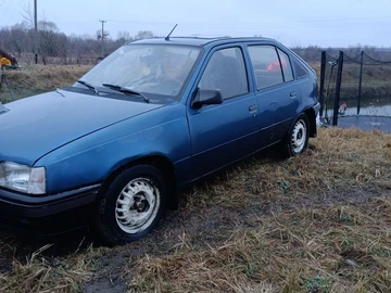 Авто Opel Kadett 1987 № 8331178