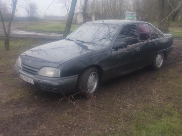 Авто Opel Omega 1988 № 8331281