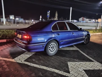 Авто BMW 5 Серия 1998 № 8331407