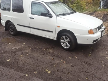 Авто Volkswagen Caddy 2003 № 8331437