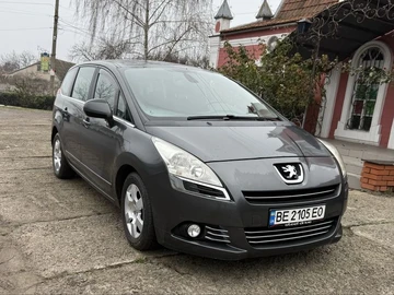 Авто Peugeot 5008 2011 № 8331597
