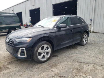Авто Audi Q5 2023 № 8331636