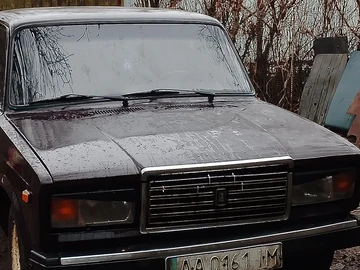 Авто ВАЗ 2107 1986 № 8331908