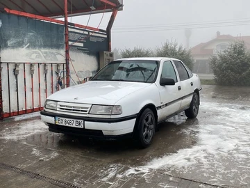 Авто Opel Vectra 1989 № 8331970