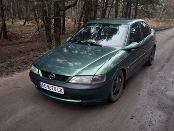 Авто Opel Vectra 1996 № 8332007