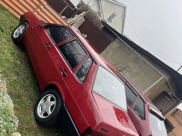 Авто ВАЗ 21099 1993 № 8332191
