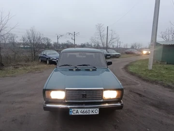 Авто ВАЗ 2107 2004 № 8332194