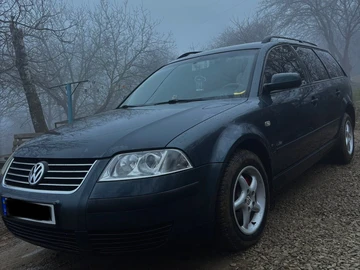 Авто Volkswagen Passat Sedan 2001 № 8332303