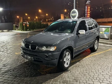 Авто BMW X5 2000 № 8332306