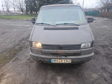 Авто Volkswagen Transporter 1996 № 8332316