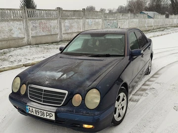 Авто Mercedes E Серия 2000 № 8332470