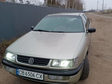 Авто Volkswagen Passat Sedan 1994 № 8332516