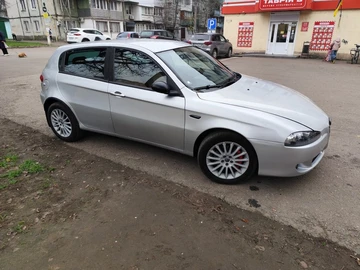 Авто Alfa Romeo 147 2006 № 8332640