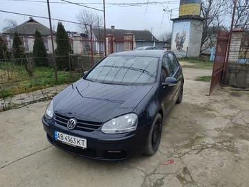 Авто Volkswagen Golf 2003 № 8332643